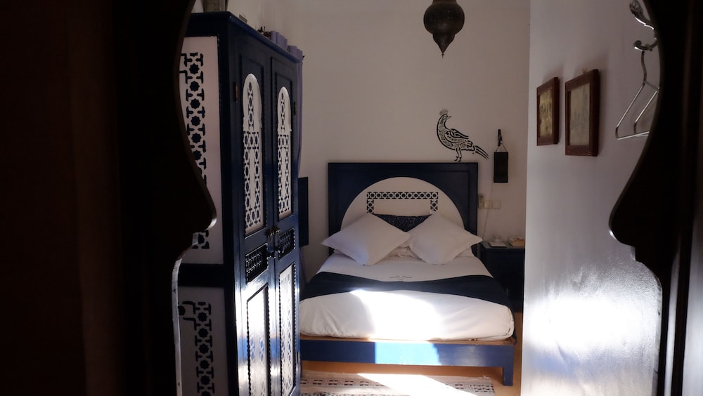 Riad Nafis 3/25