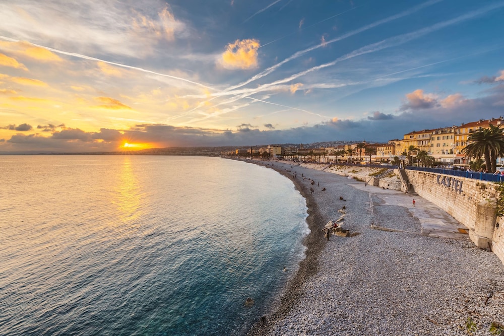 RADISSON BLU NICE 72/75