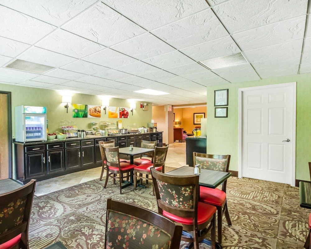 Quality Inn Carrollton 25/36