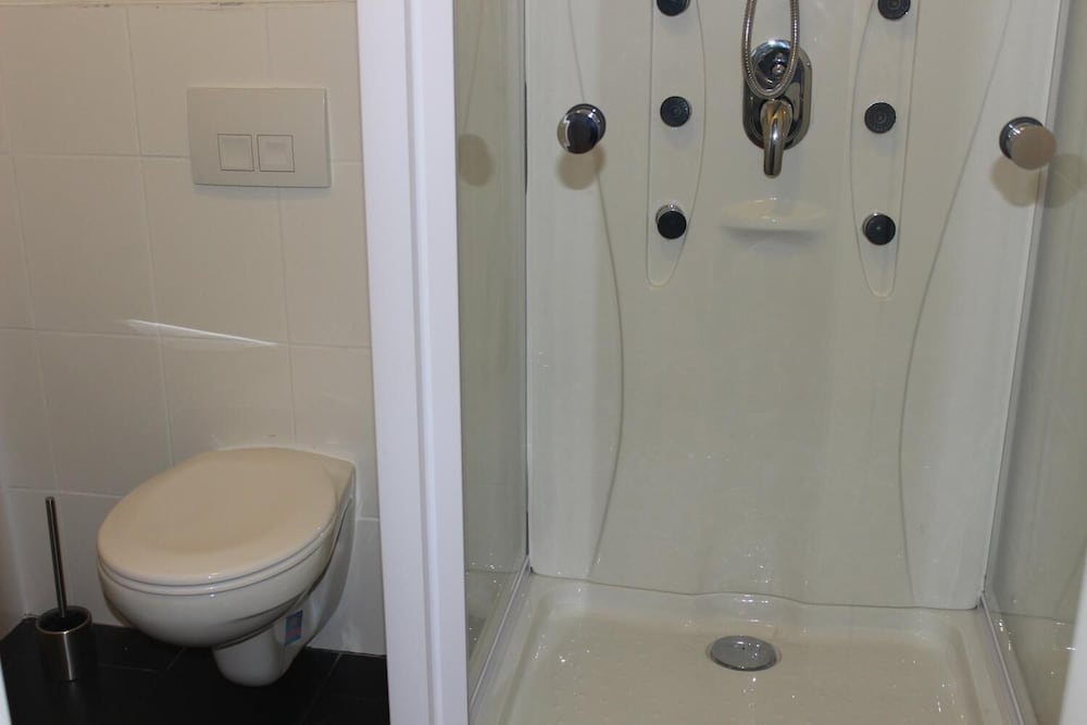 Hotel Garni Emir 44/50