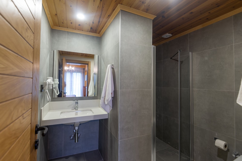Ayder Koru Otel 45/48