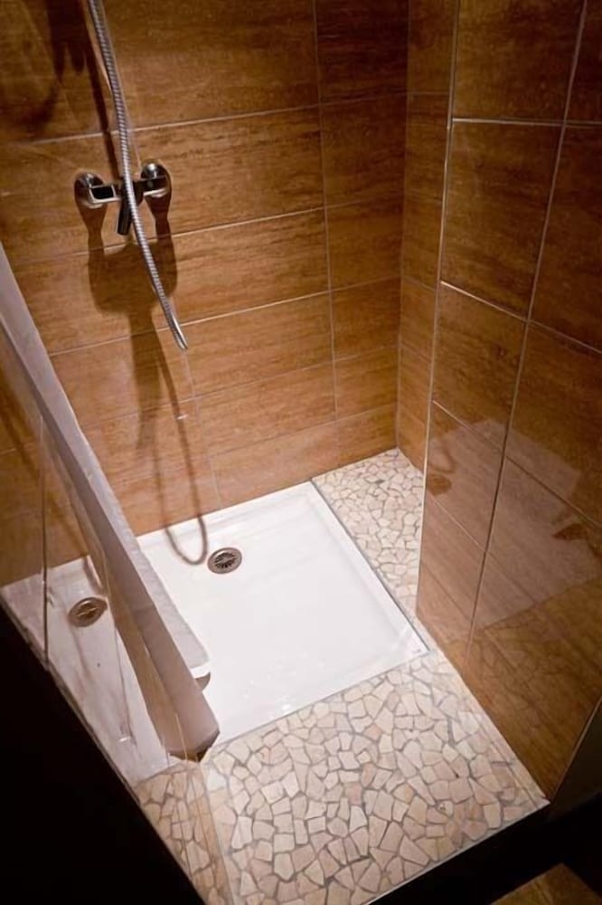 Hotel Saint Etienne 15/30