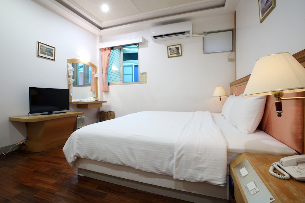 Long Shan Hotel 21/68