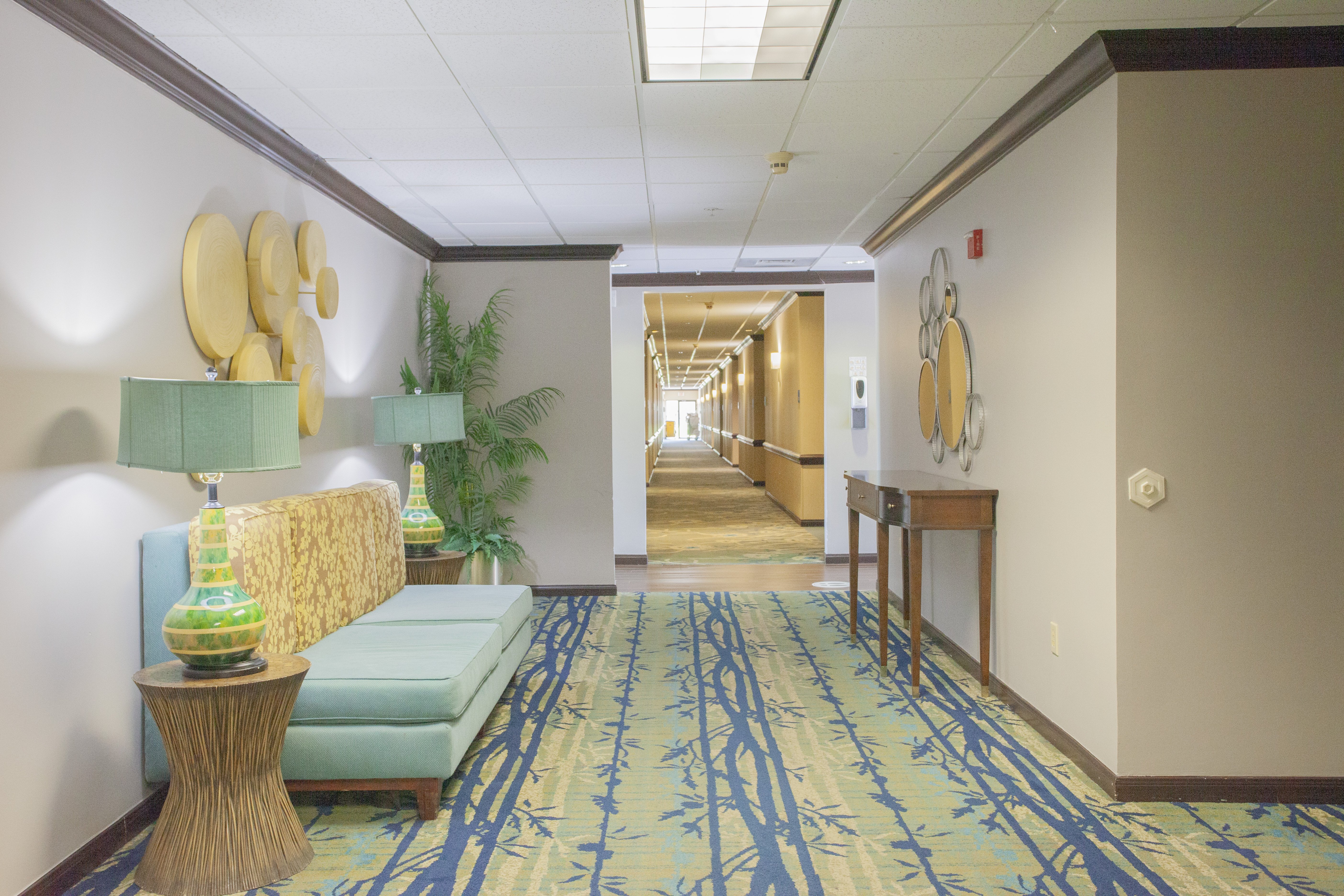 Holiday Inn & Suites Spring - the Woodlands Area, an IHG Hotel 4/28