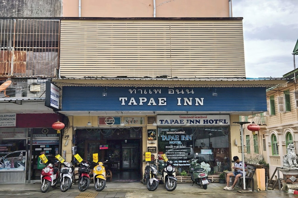 Tapae Inn Hotel 2/44