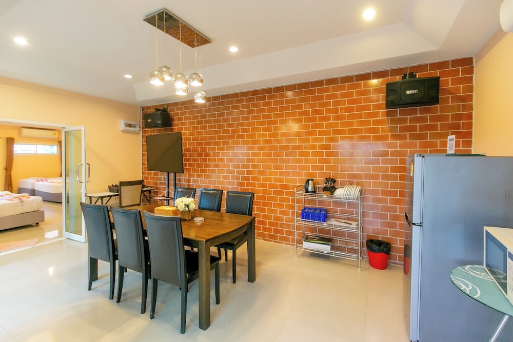 Baan Phing Phu Praew 54/70