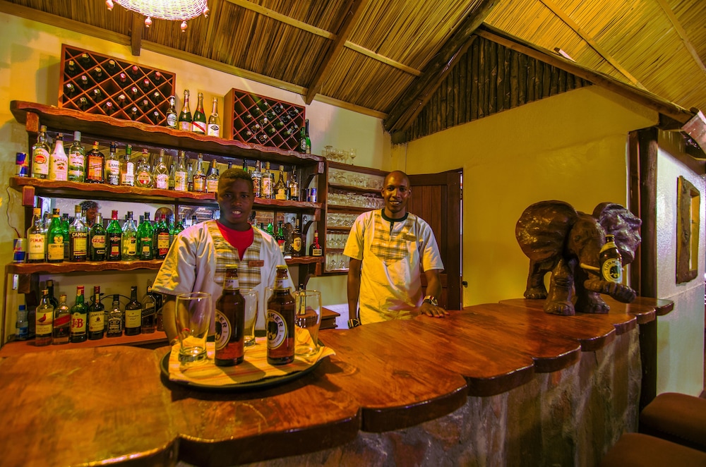 Sentrim Mara Lodge 8/47