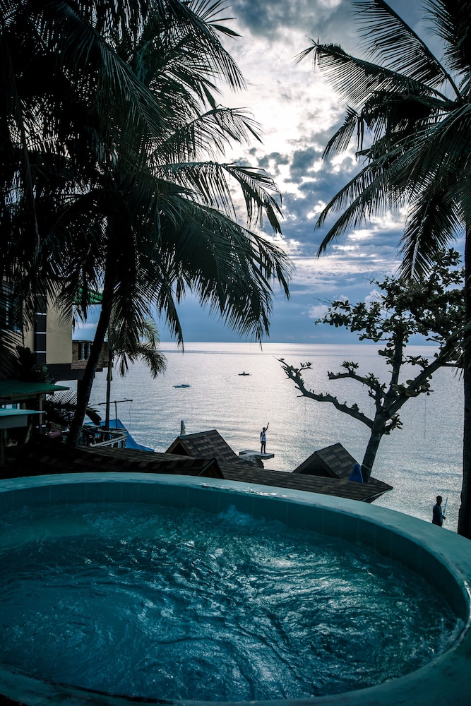 Seafari Resort Oslob 72/77