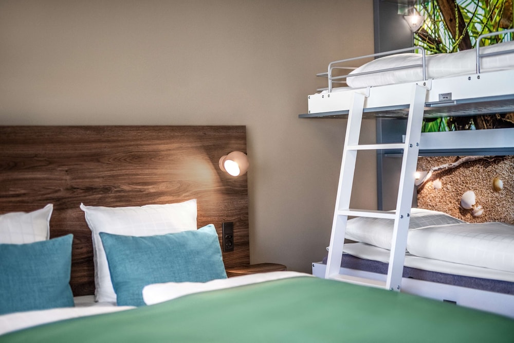 Quality Hotel The Reef 23/68