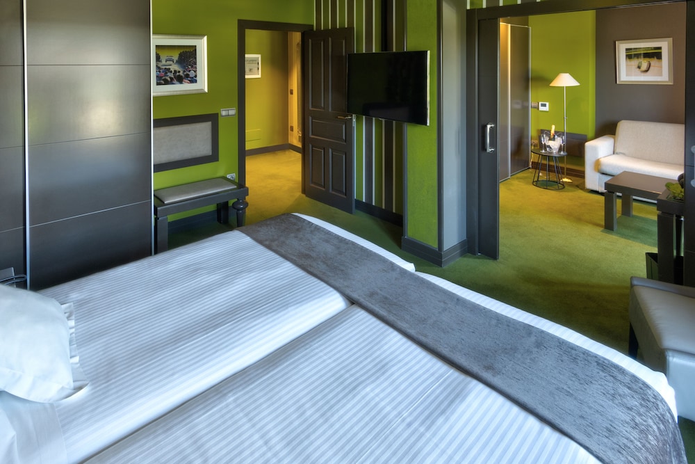 Costa Esmeralda Suites 3/50