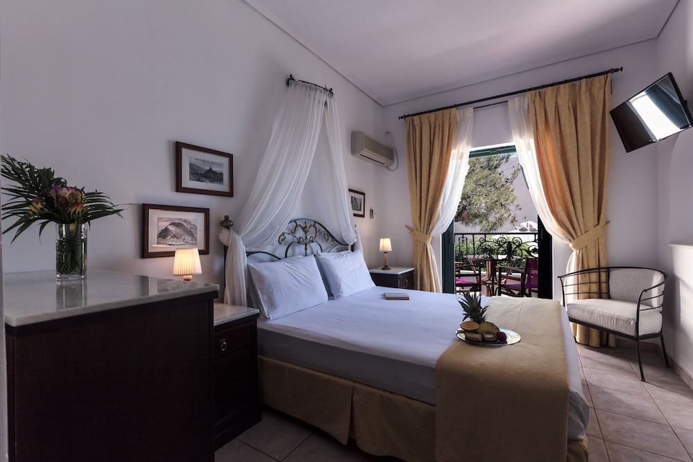 Dionysos Hotel Agistri 14/50