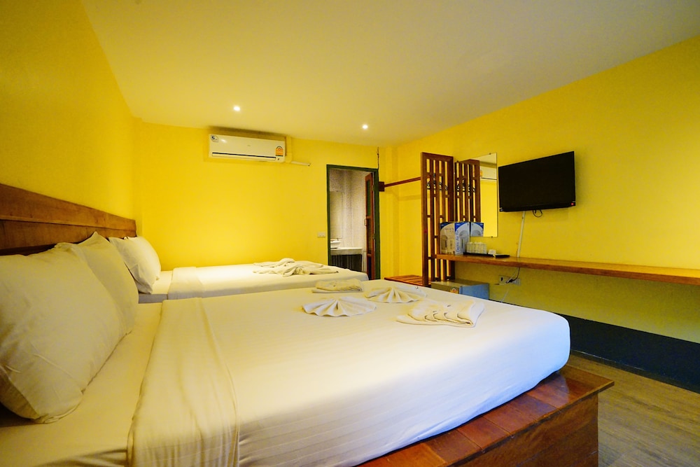 Apple Beachfront Resort 17/69
