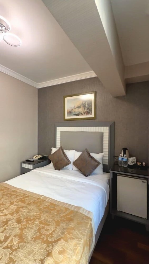 Mineo Park Hotel 43/58