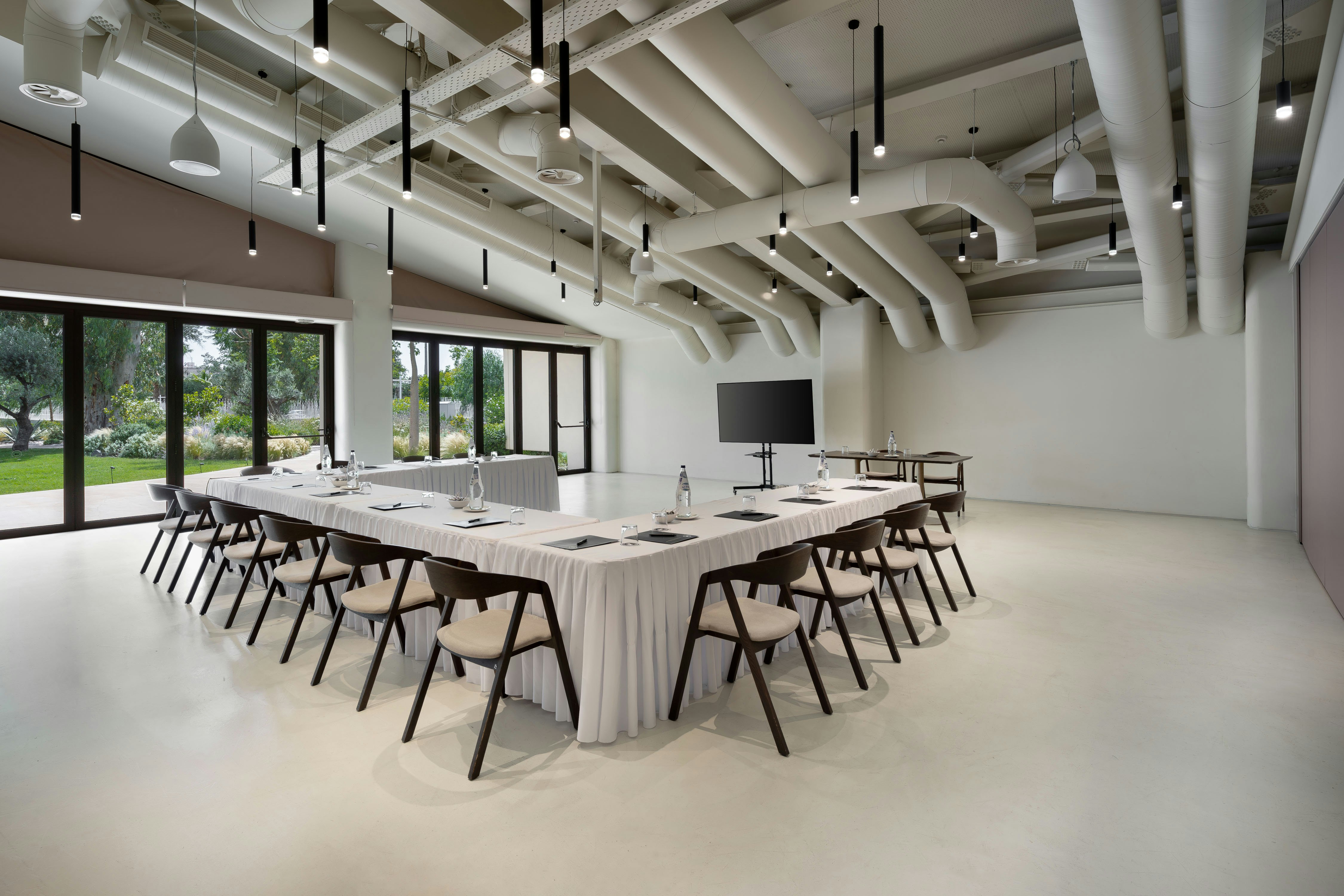 Isla Brown Corinthia Resort & Spa, Curio Collection by Hilton 56/65