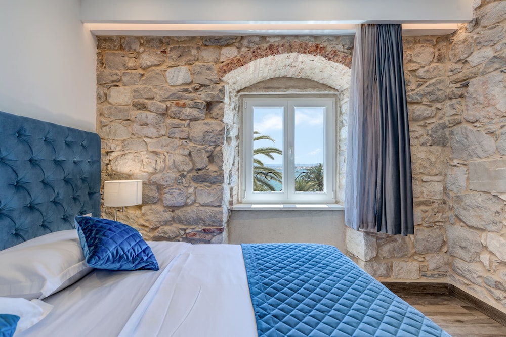 Palms Promenade Luxury Rooms 9/37