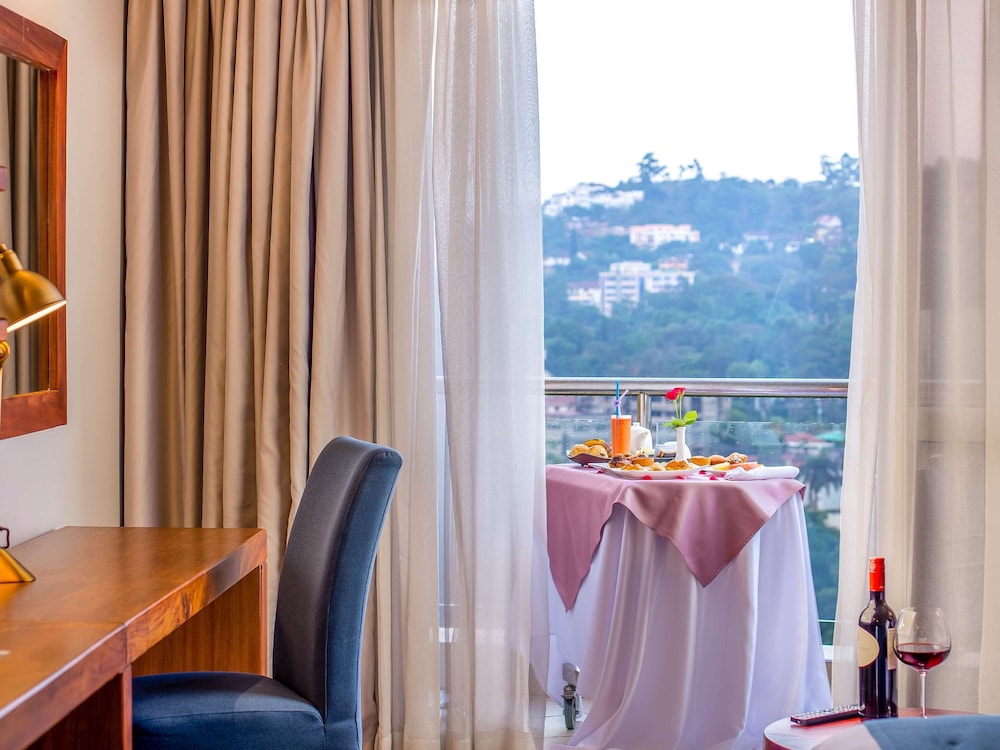 Golden Tulip Canaan Kampala 35/69