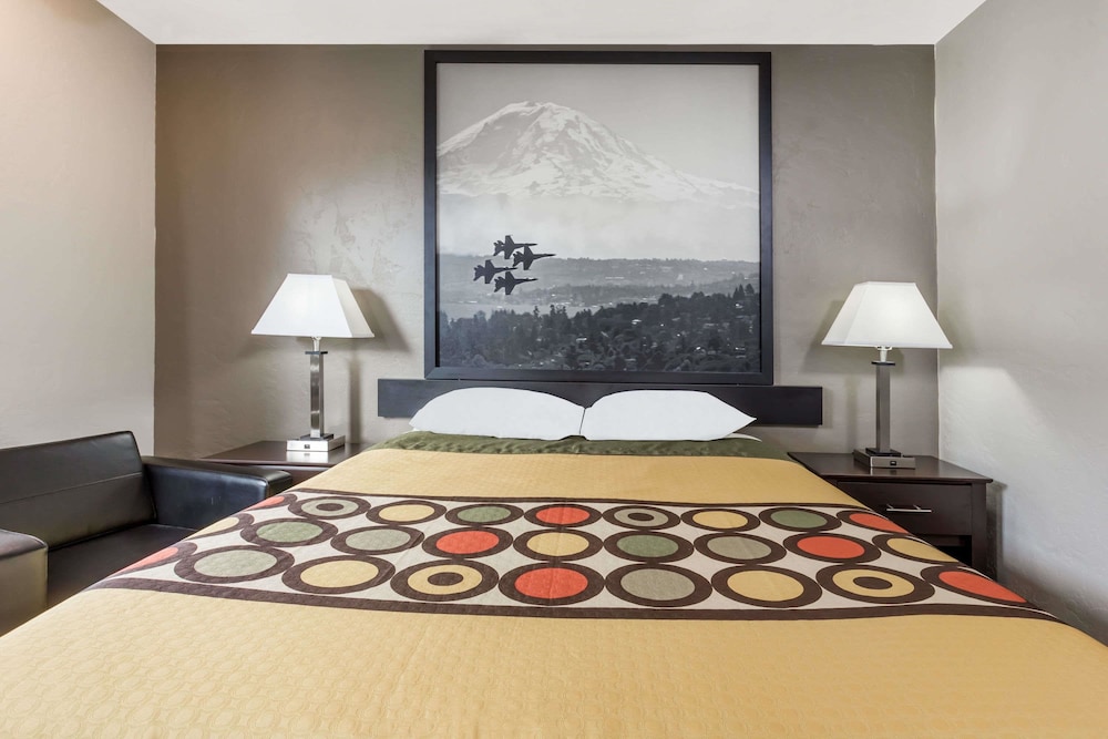Super 8 By Wyndham Bremerton 7/14