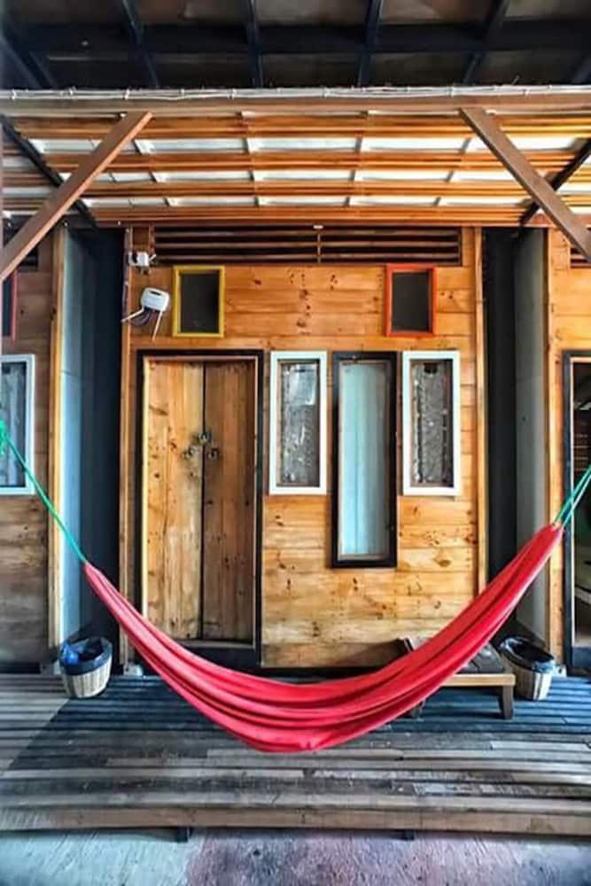 Cafe Del Sunshine - Hostel 28/32