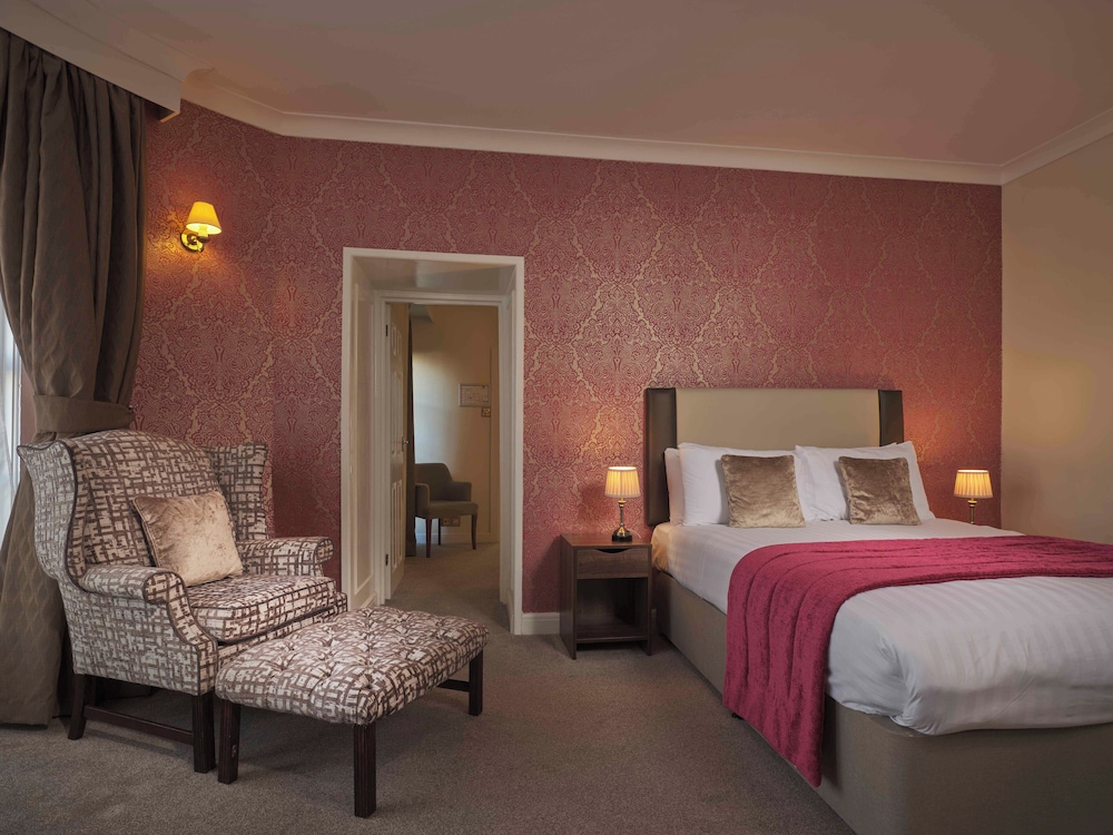 Royal Beacon Hotel 12/45