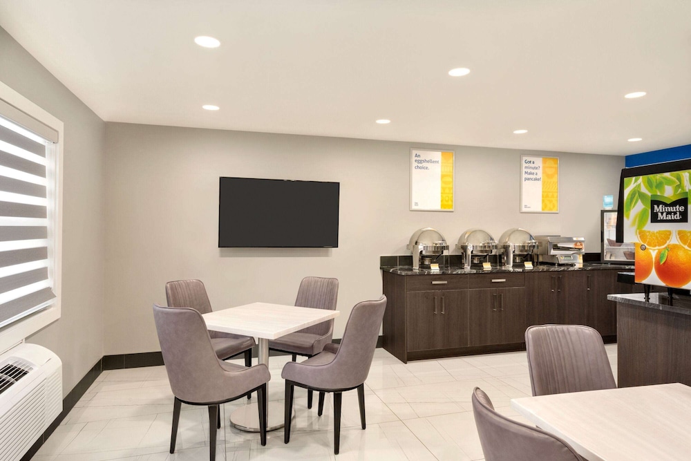 Days Inn By Wyndham Wainwright 22/27