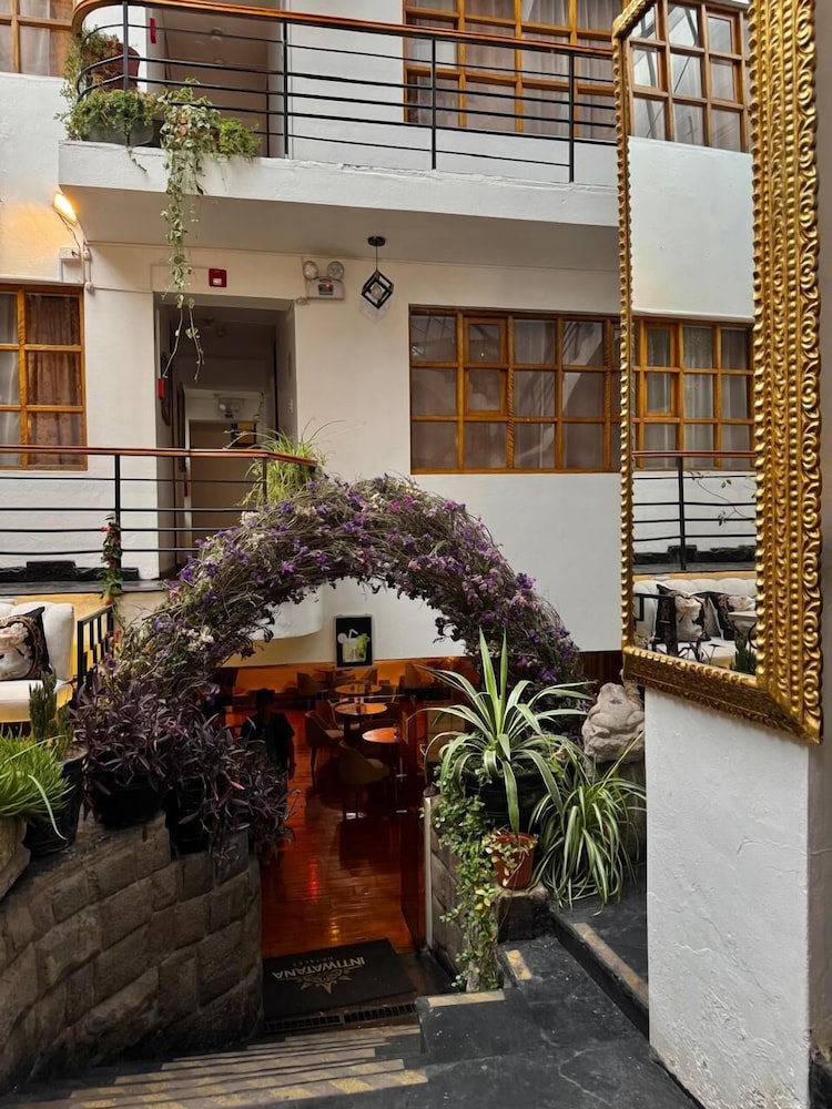 Intiwatana Hotel Boutique 12/50
