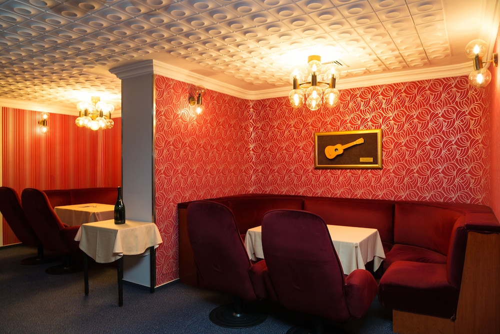 DANUBIUS HEALTH SPA RESORT ESPLANADE 49/66