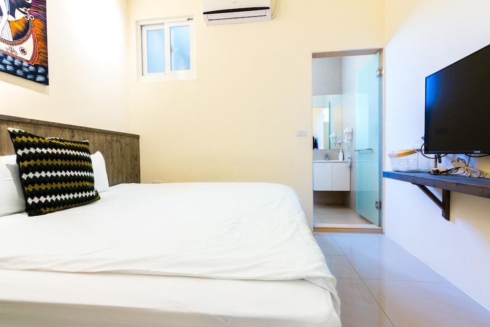 Cozy Green Guest House 15/49