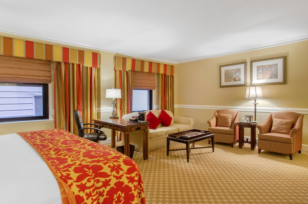 OMNI PARKER HOUSE 46/67