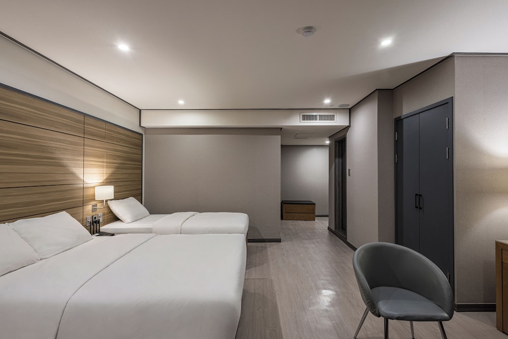 Insadong Crown Hotel 26/60