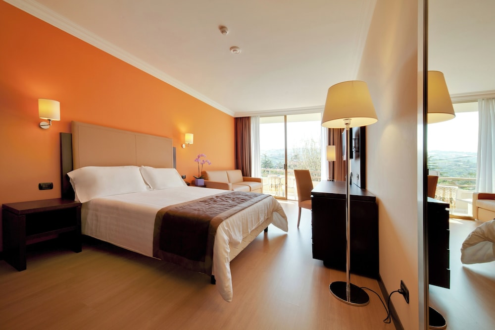 Comfort, Queen Bed, Sea View, Annex, Nyala Suite Hotel 2/3