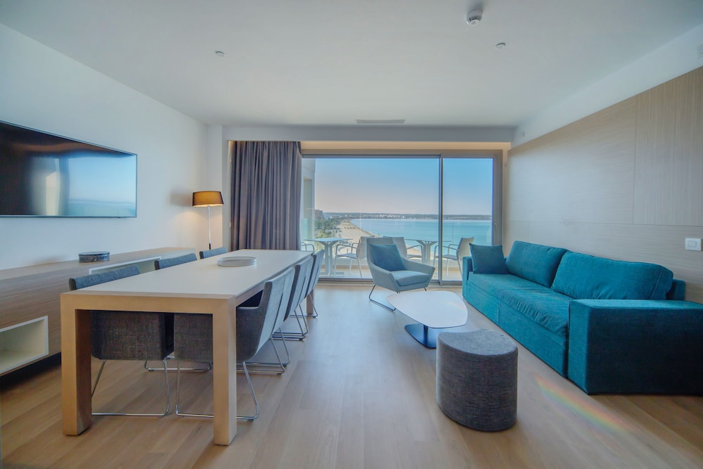 Aparthotel Fontanellas Playa 43/71