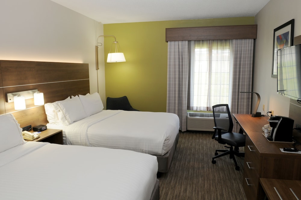 Holiday Inn Express Henderson N Evansville South 15/40