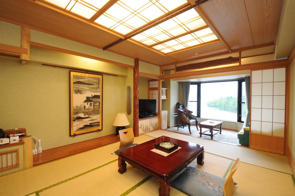 New Akan Hotel 16/41