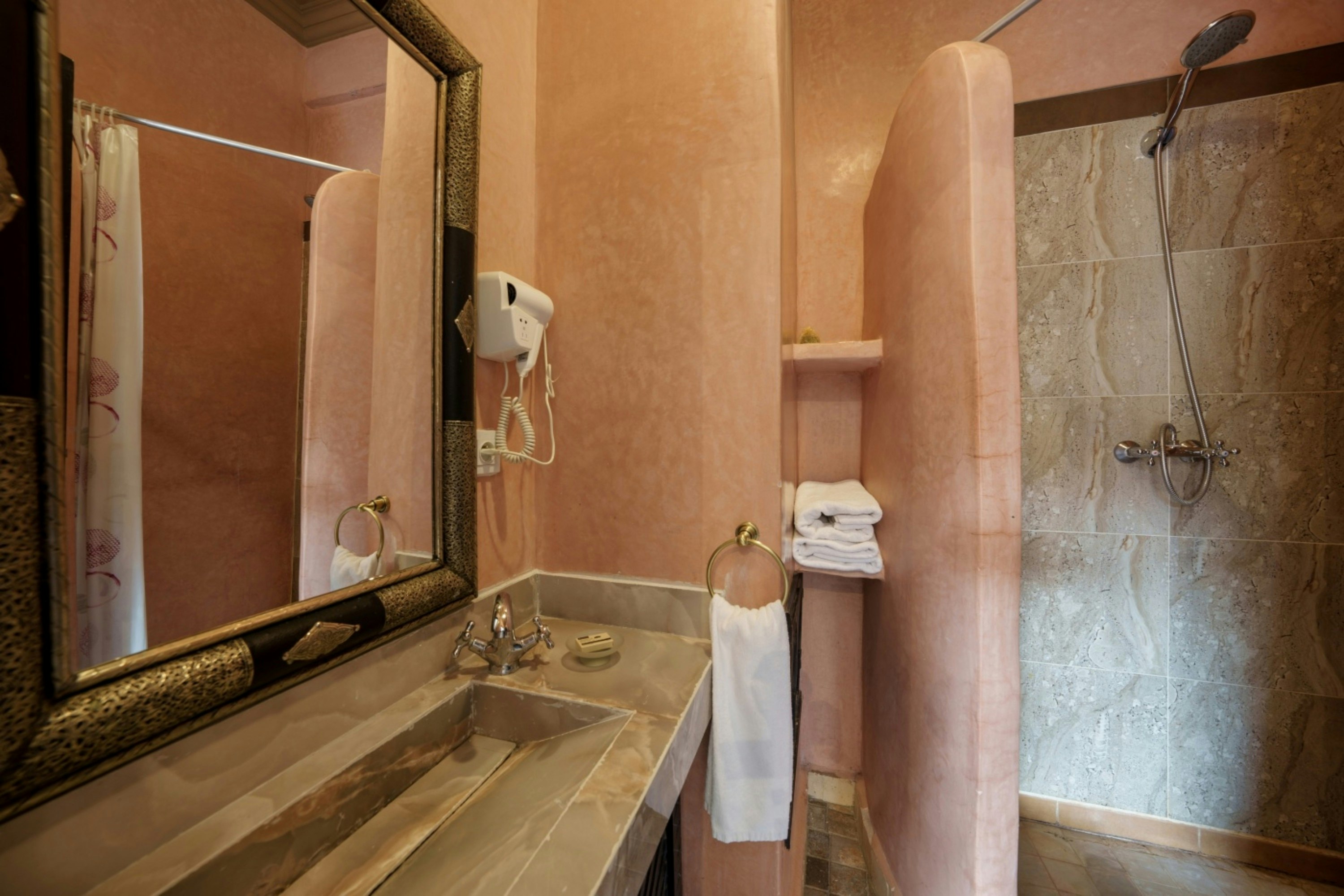 Albakech Boutique Hotel and Spa 47/48