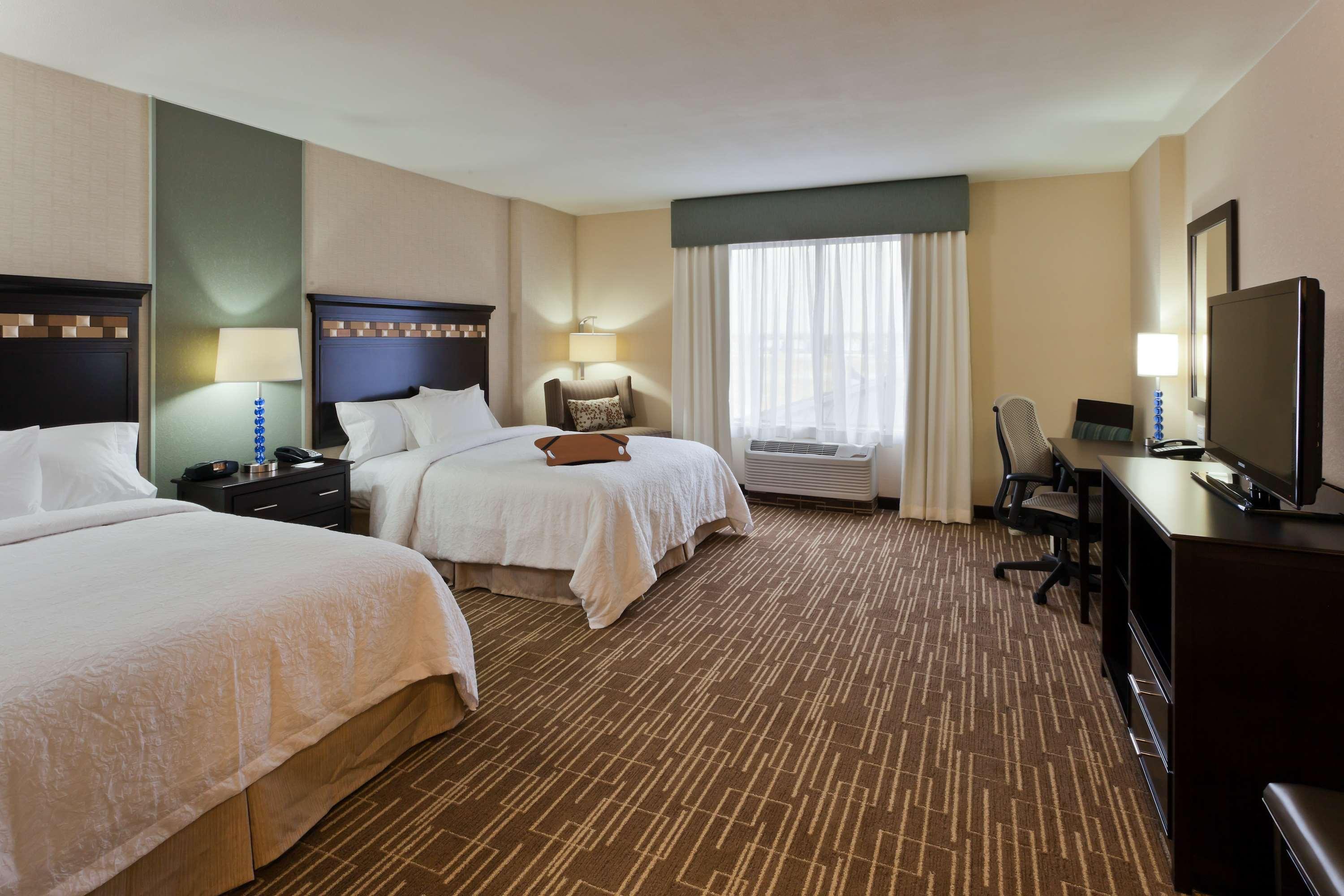 جناح استوديو بسريرين كوين لذوي الإعاقة، Hampton Inn & Suites Denver/Airport-Gateway Park 2/6