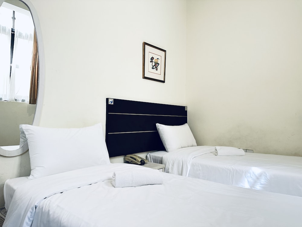 Asphodel Inn Singapore 40/65