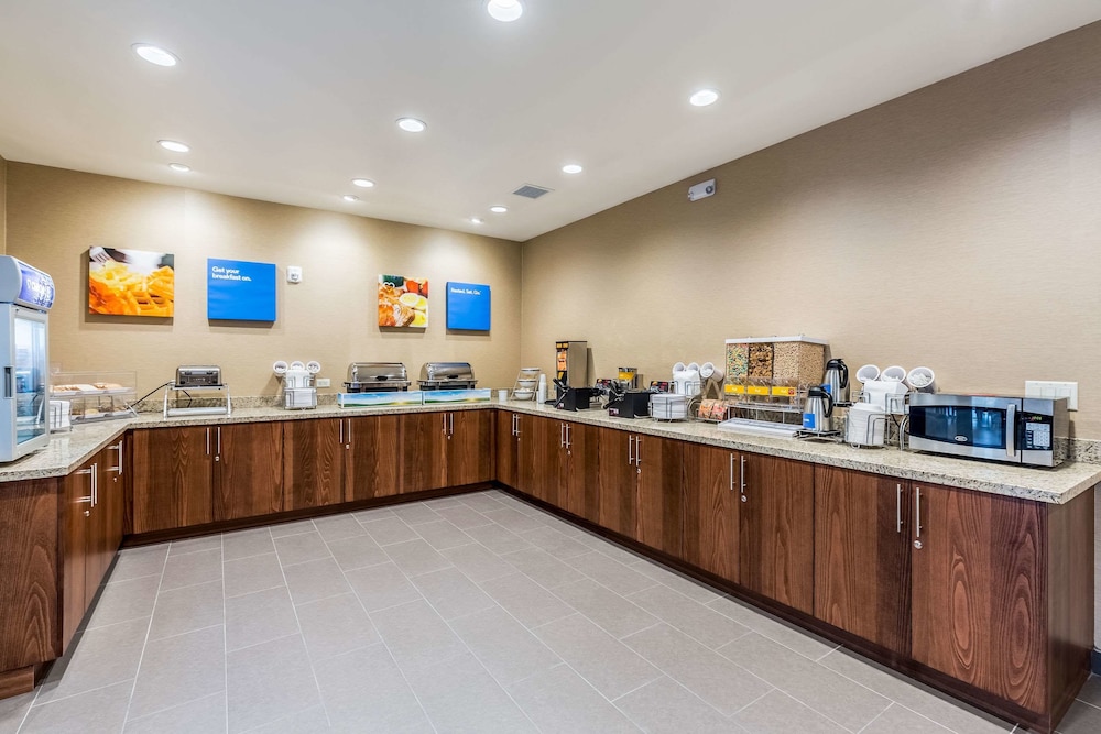Comfort Suites St George - University Area 7/47