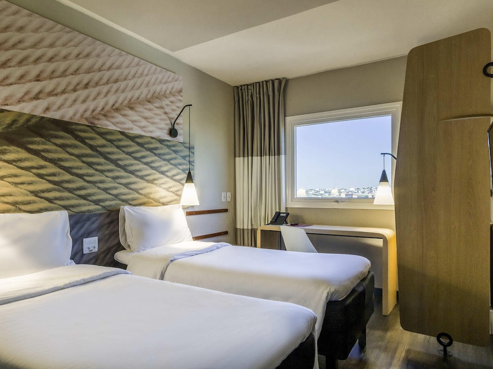 Ibis Americana 16/43