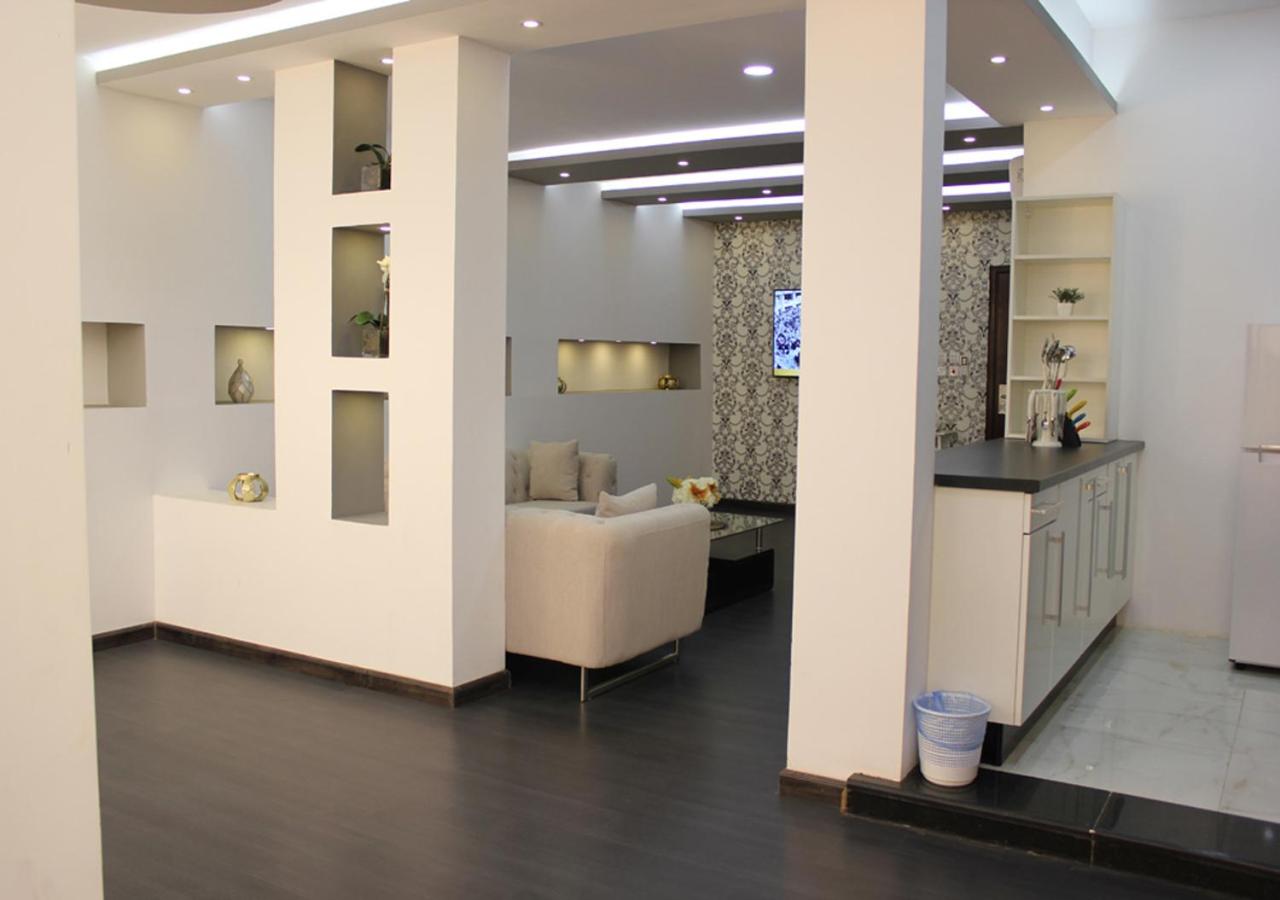 بيت الشرق للوحدات السكنية المفروشة(Orient House) 41/58