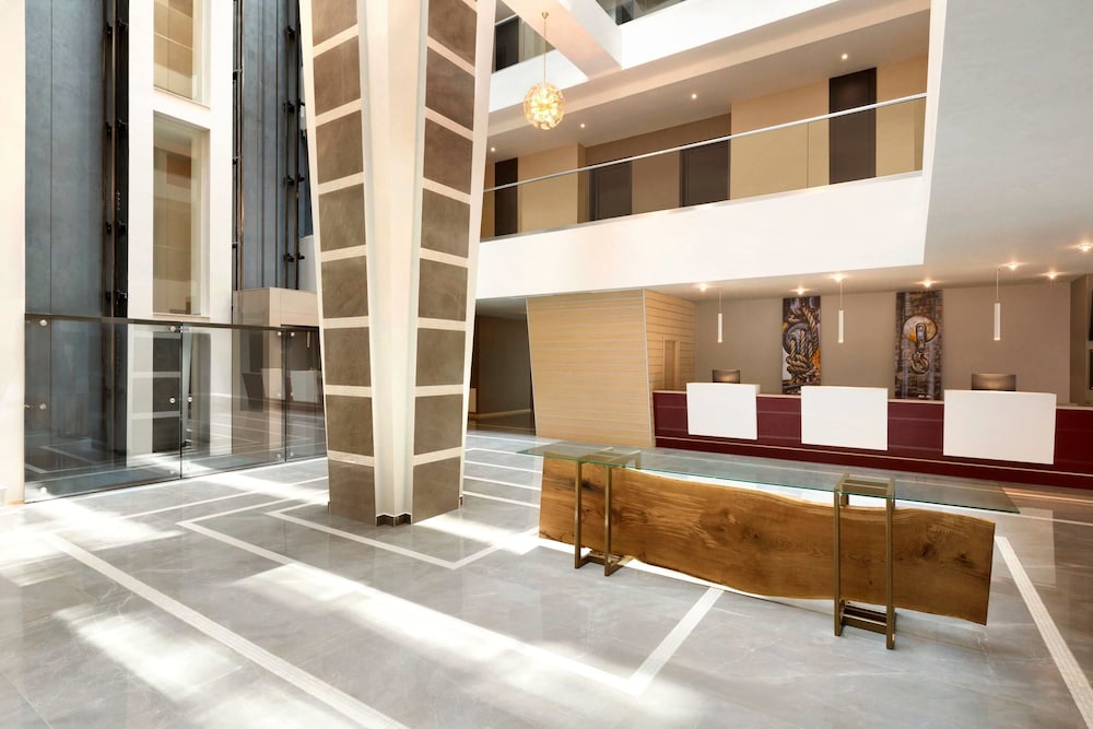 Ramada by Wyndham Constanta 14/51