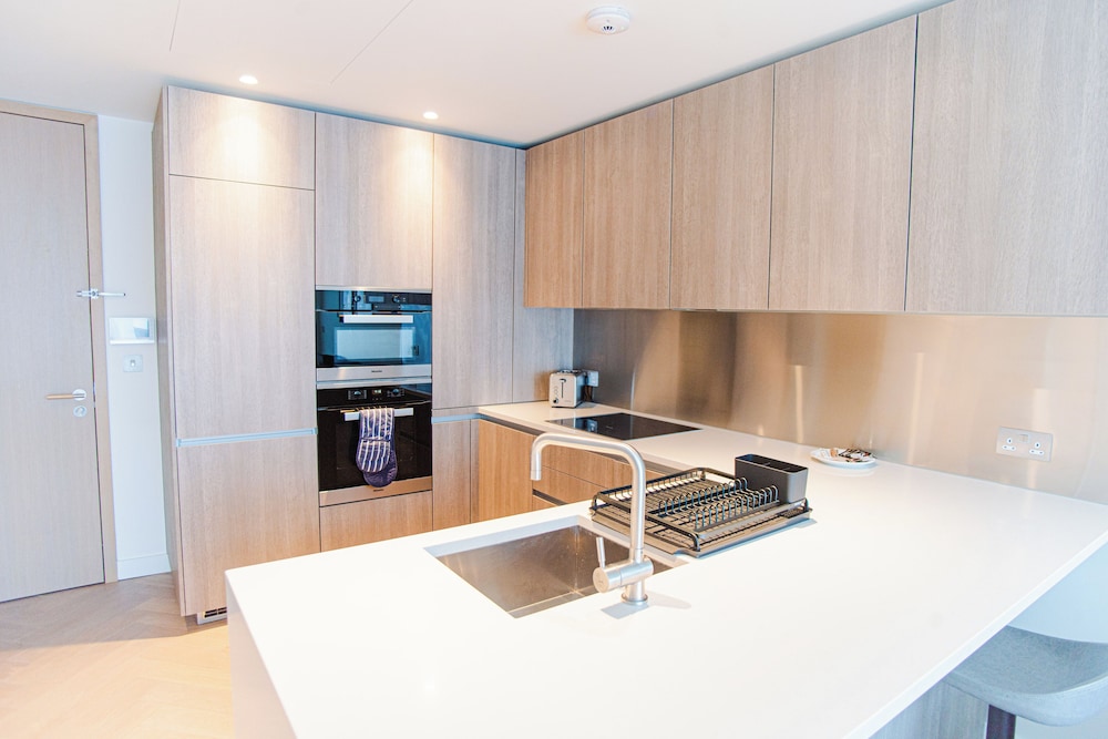Shoreditch Square by Squa.re Apartments 36/39