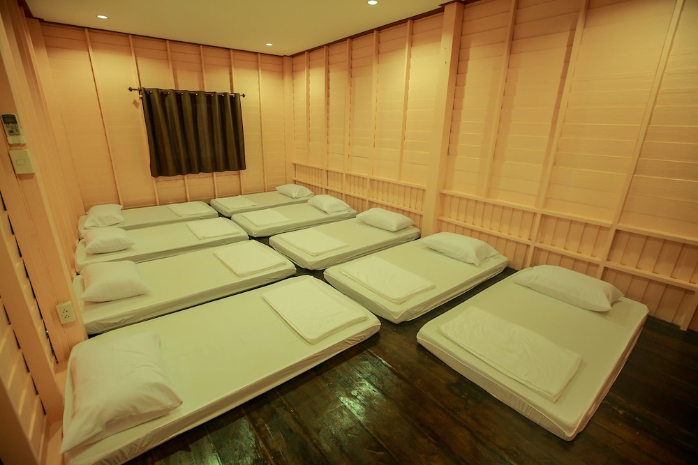 Khao Hin Tang Resort 20/40