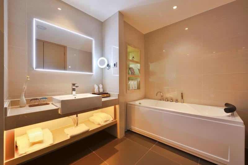 Lavande Hotels (Shanghai Jiading Xincheng Stadium) 88/93