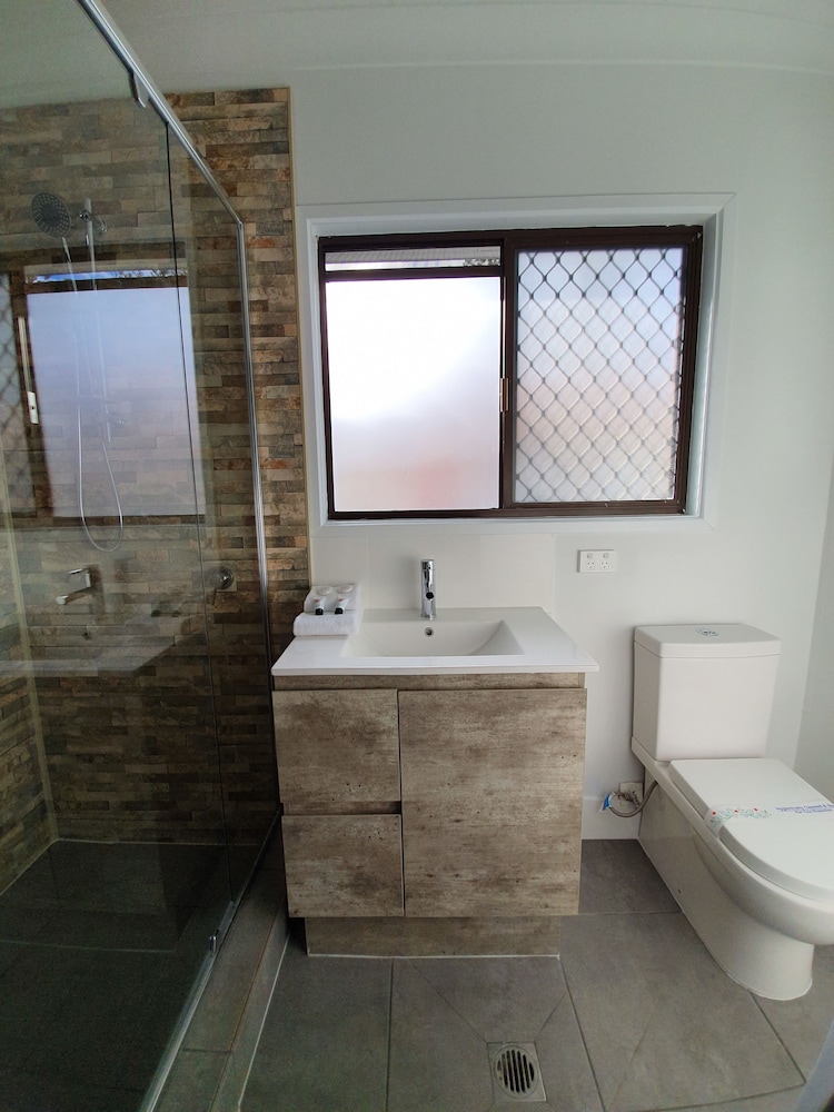 Montego Mermaid Beach Motel 14/69