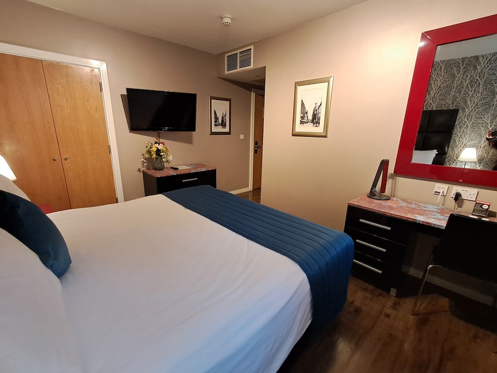 Standard, Double Bed, No Window