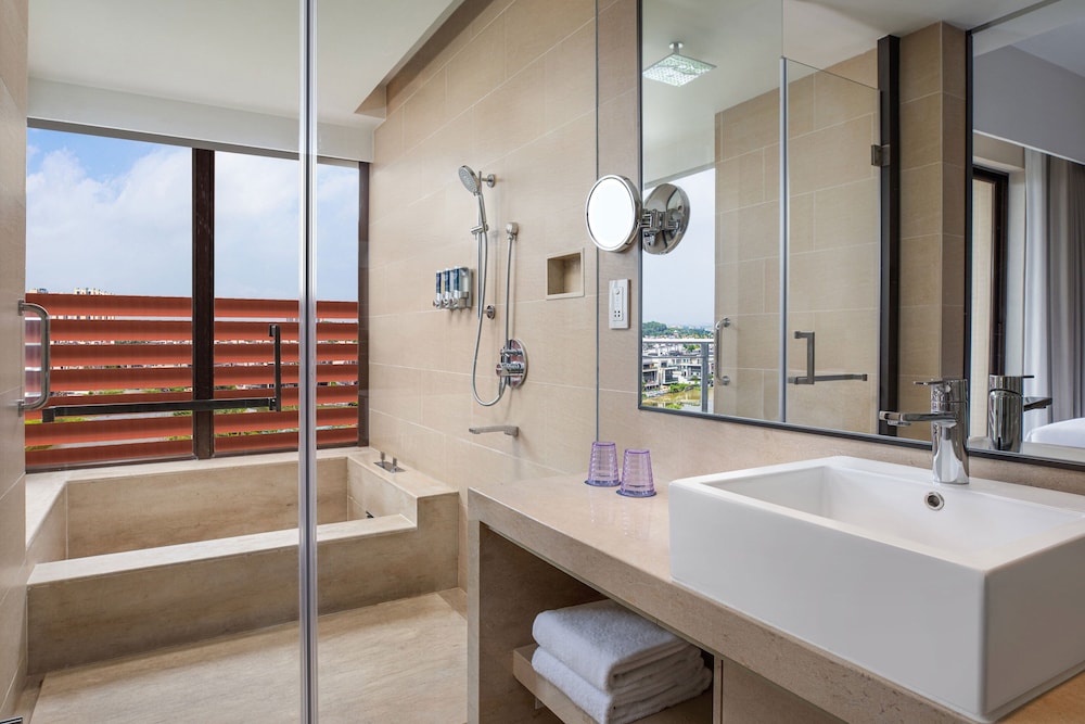 Four Points By Sheraton Guangdong Heshan 22/37