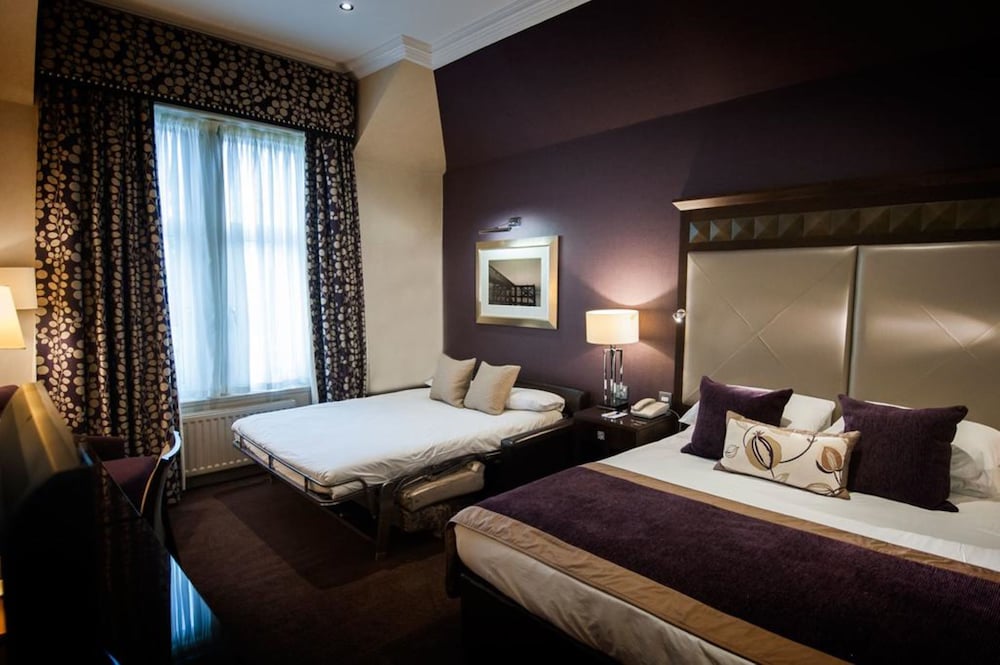 Seamill Hydro Hotel 10/50