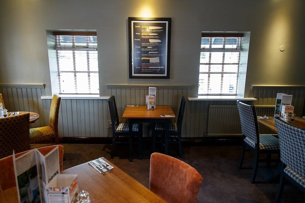 Premier Inn Stevenage 37/45