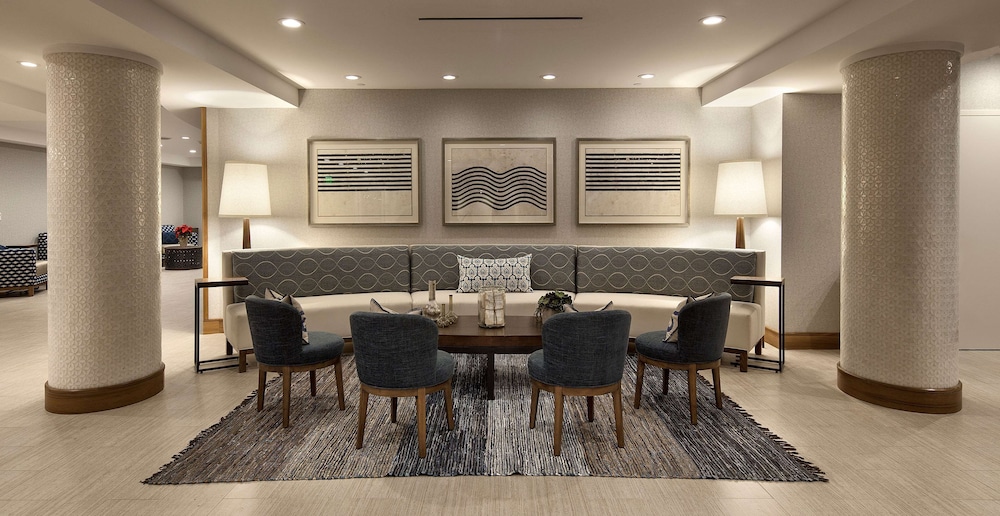 Redondo Beach Hotel Tapestry Collection By Hilton 60/76