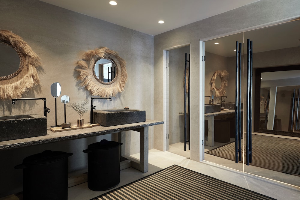 Myconian Panoptis Escape - Small Luxury Hotels of the World 6/50